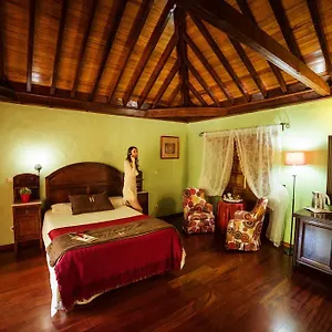 Rural Casa De Camellos Country house